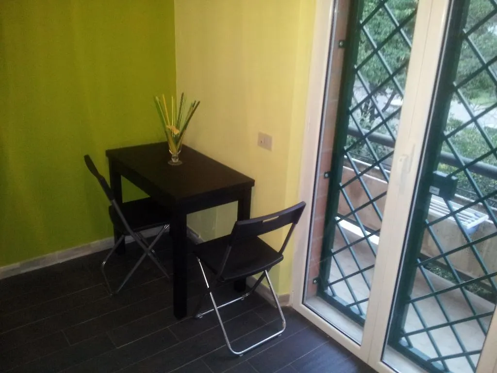 Apartamento Romare, Tra Roma E Il Mare Acilia 0*,